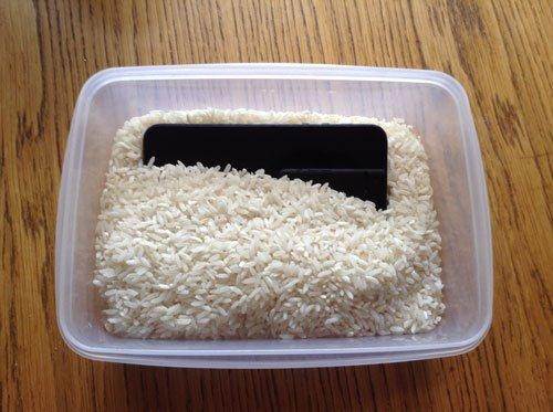 fix a wet iPhone